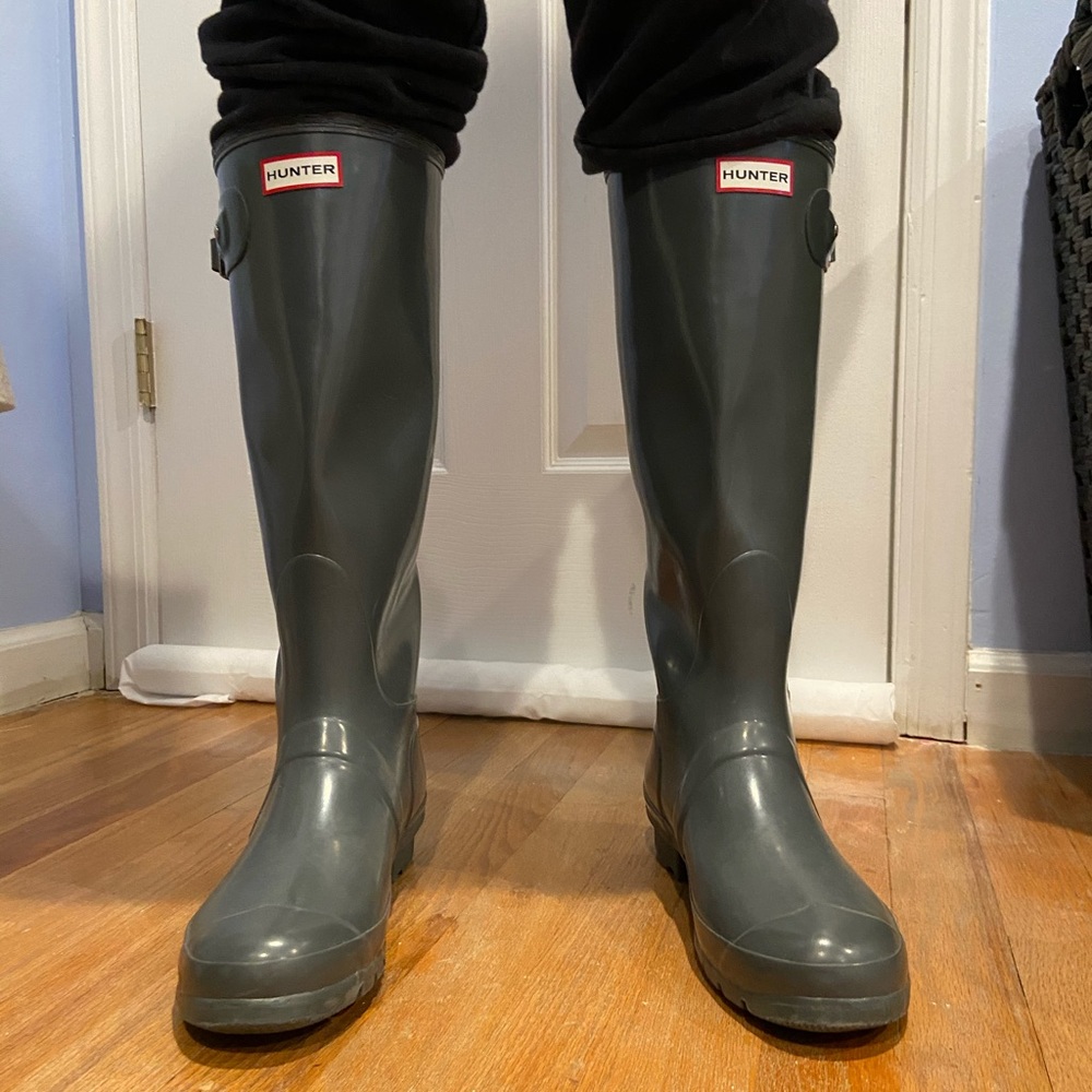 Hunter bots- Tall in glossy grey